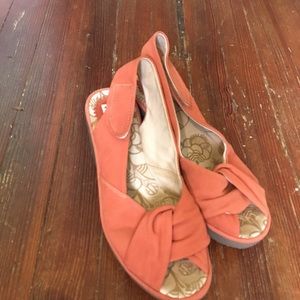 Choral London Fly slingback wedge